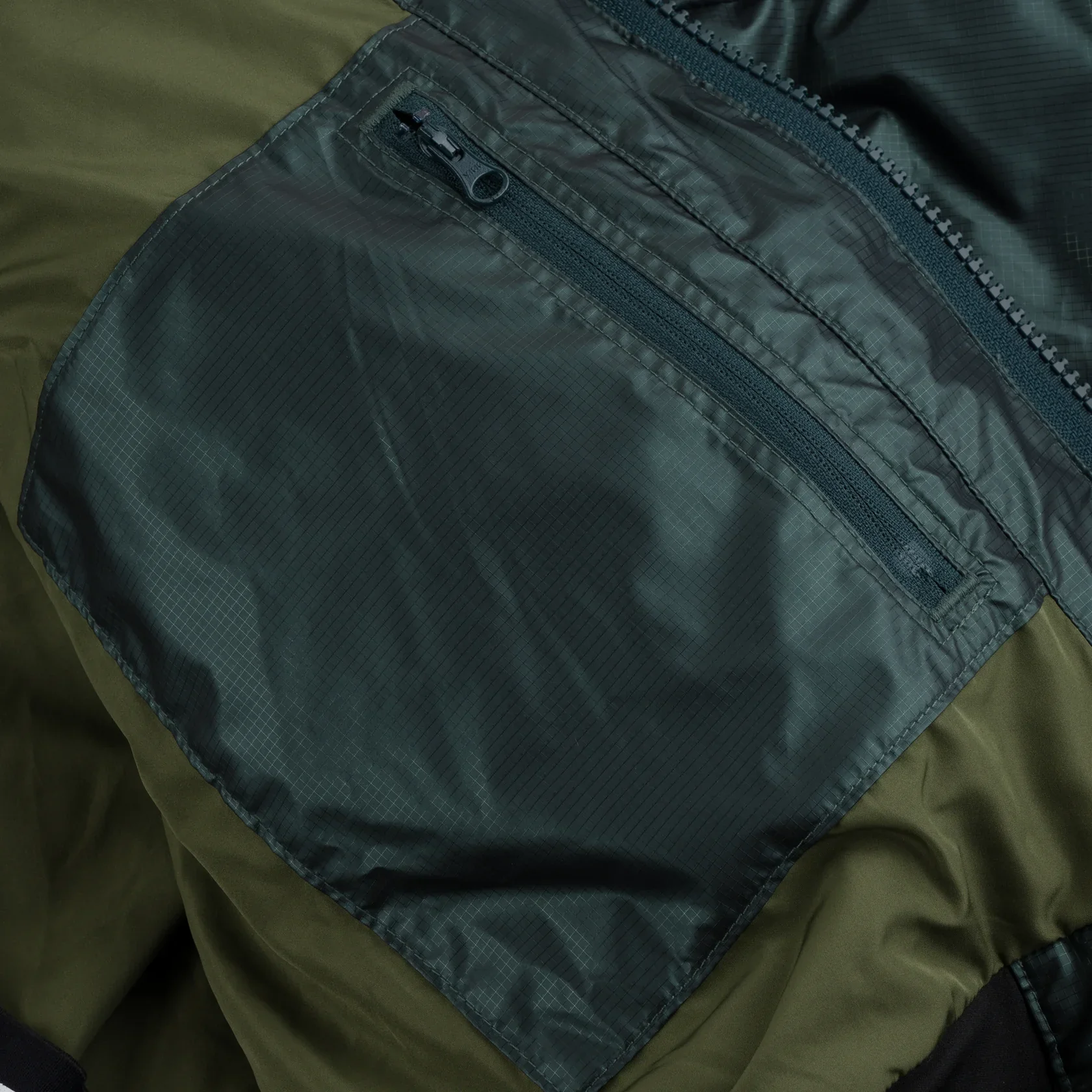 2026 SOUVENIR MOUNTAIN PUFFY - Image 6